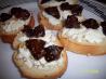 Crostini With Warm Goat Cheese and Balsamic Figs