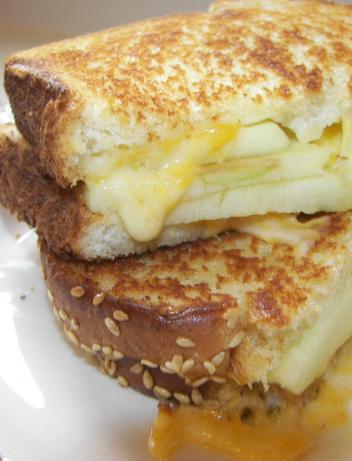 Griddled Cheddar-Apple Dippers Recipe - Food.com - 342047