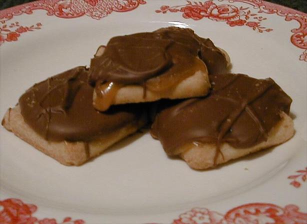 Chocolate Caramel Cookie Candy Bars. Photo by ms_bold