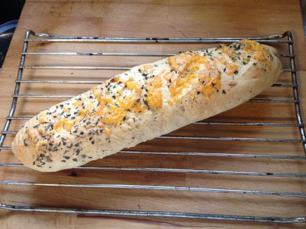 Closest Thing to Subway's Italian Herbs & Cheese Bread. Photo by raisho