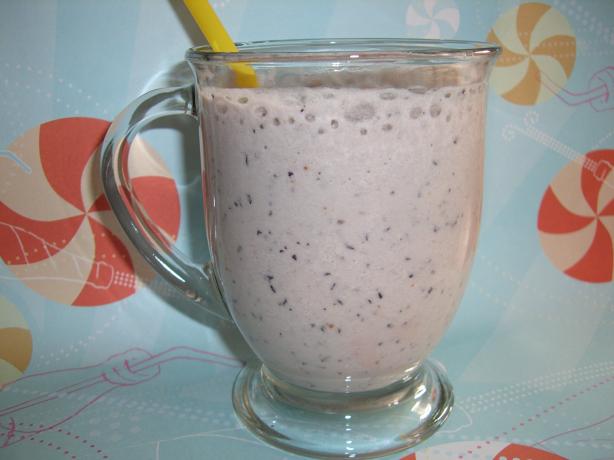 Banana Honey Blueberry Smoothie With Added Fibre. Photo by Chef*Lee