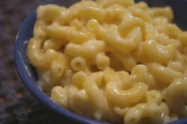 Stove-Top Macaroni and Cheese (Weight Watchers). Photo by Redsie