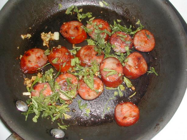 Fried Chorizo With Garlic. Photo by MarraMamba