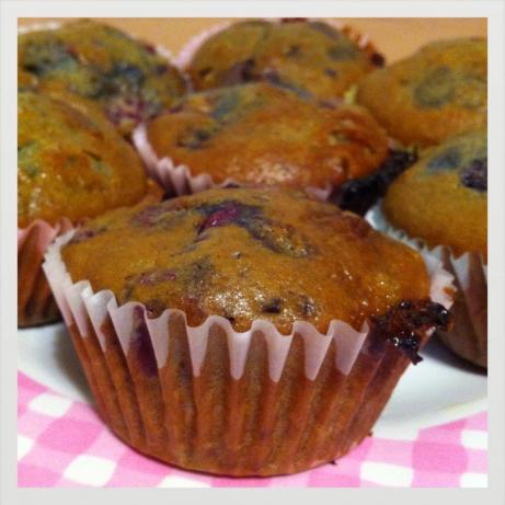 Elegant White Chocolate Raspberry Muffins. Photo by kimounette