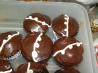 Surprise! Cream-Filled Cupcakes