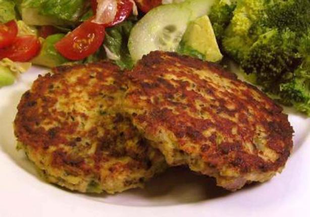 Chicken Bistro Cakes. Photo by dianegrapegrower