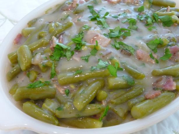 Oma's Country Green Beans With Bacon & Onion (Gruene Bohnen). Photo by BecR