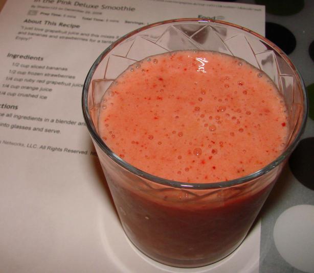 In the Pink  Deluxe Smoothie. Photo by Boomette