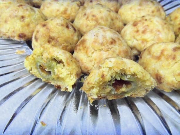 Cheese Bites (Totally Addictive). Photo by alligirl