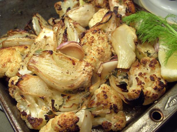 Roasted Cauliflower With Onions and Fennel. Photo by JustJanS