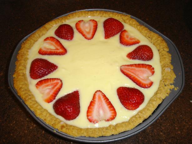 Strawberry Banana Cream Pie. Photo by Kayarich