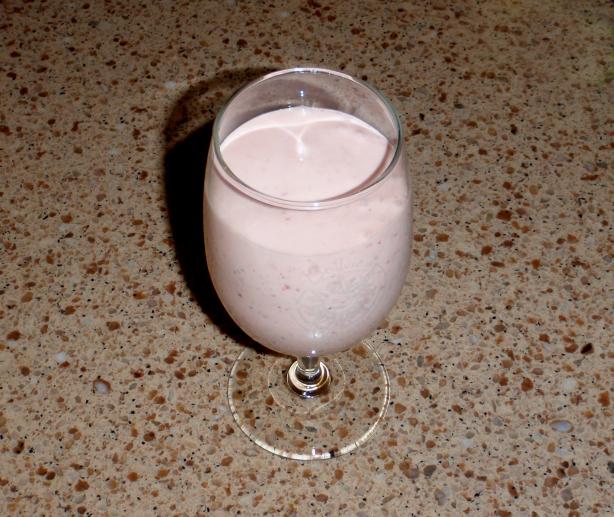One Second Strawberry Smoothie  Omg It's Orgasmic!. Photo by Babycat