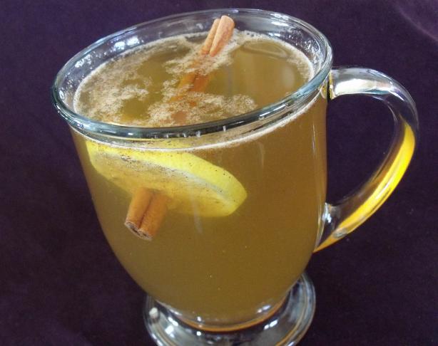 Hot Mulled Cider - German Gl&uuml;hmost. Photo by Darkhunter