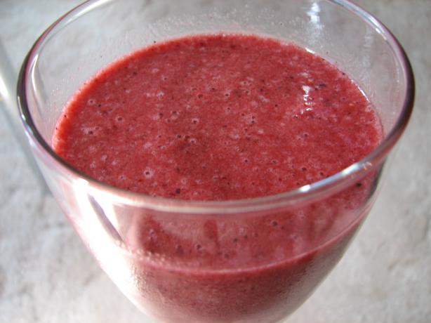 Basic Green Smoothie (Raw Food). Photo by vigilant20