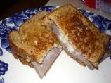 Grilled Roast Beef & Green Chile Sandwiches