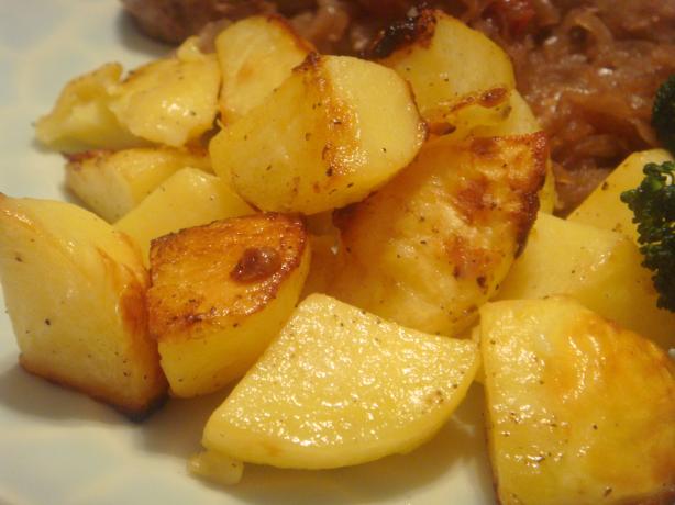 Roasted Lemon and Garlic Potatoes. Photo by Lori Mama