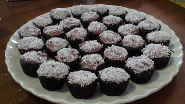 Basic Chocolate Cake Mix-Vegan, Spelt. Photo by canthelpmyself