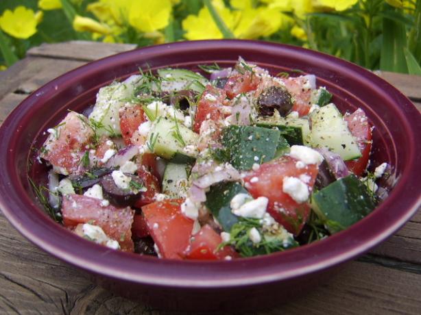 Salata Horiatiki (Greek Salad). Photo by LifeIsGood