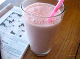 Strawberry Banana Sunrise Smoothie. Photo by loof