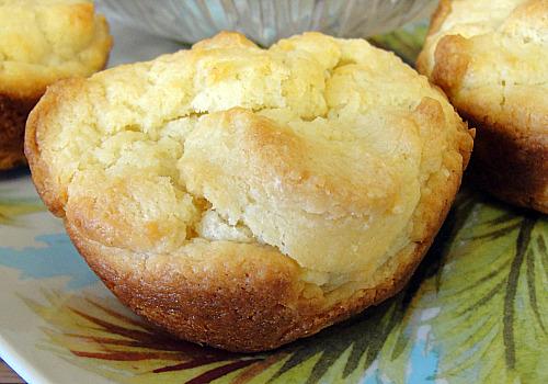 Easy Peasy Mini Sour Cream Biscuits. Photo by diner524