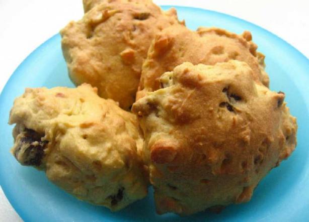 Gluten Free /Dairy Free Millet Fruit Scones. Photo by Suzy mom to 2