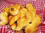Herbed Biscuit Knots