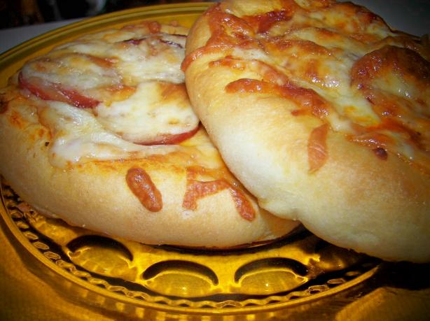 Mystic Pizza (A B M). Photo by Baby Kato