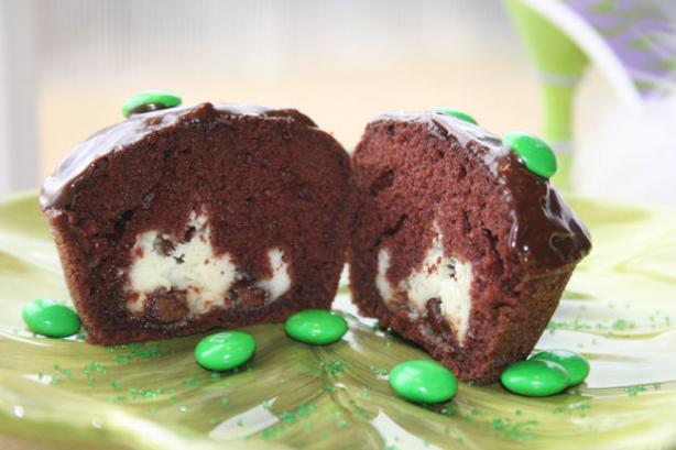 Cream Cheese Filled Cupcakes. Photo by **Tinkerbell**