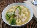 Chicken and Broccoli Tortellini Soup