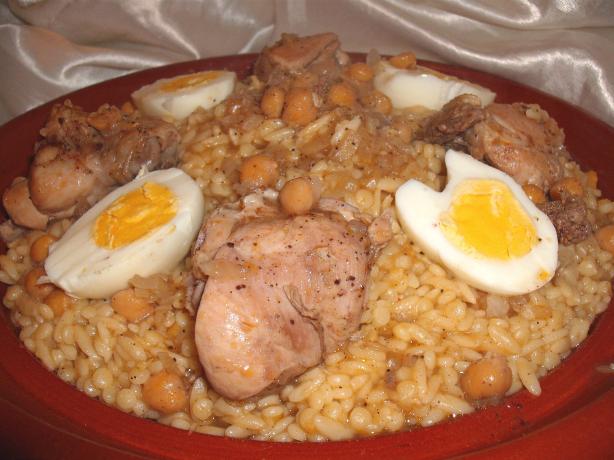 Algerian Tli Tli B'djedj - Pasta With Chicken!. Photo by Um Safia