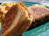Zippy Grilled Cheese & Bacon Sandwich