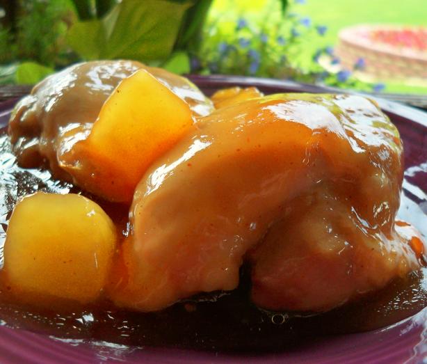 Sweet 'n Sour Sauce for Meatballs or Chicken. Photo by Lainey6605