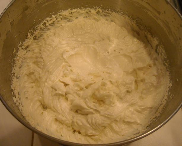 Hostess Twinkie Filling (Copycat). Photo by NorthwestGal