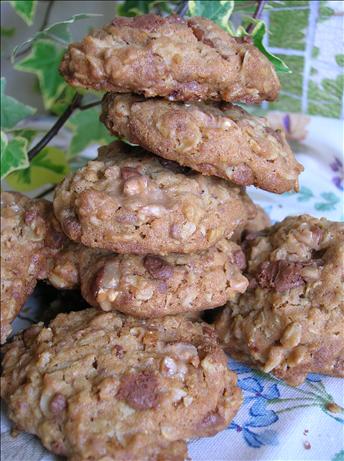 Toffee Oatmeal Cookies. Photo by Pam-I-Am