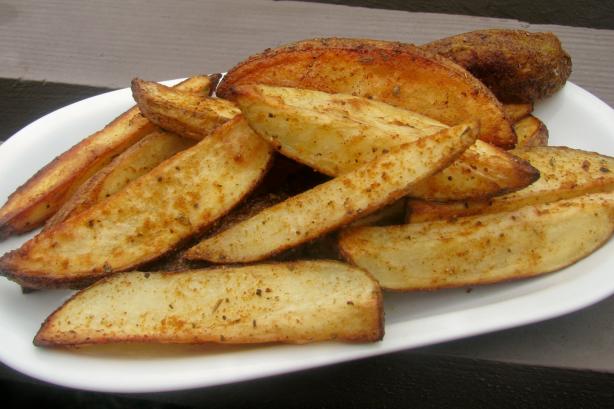 Baked Creole Potato Wedges. Photo by lazyme
