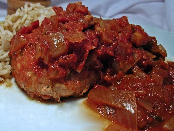Chicken With Red Onion Salsa. Photo by justcallmetoni