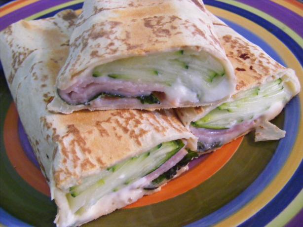 Ricotta, Basil & Ham Wrap (21 Day Wonder Diet: Day 5). Photo by Sara 76