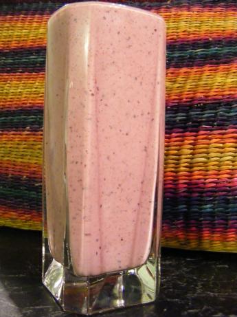 Berry Smoothie (21 Day Wonder Diet: Day 8). Photo by Sara 76
