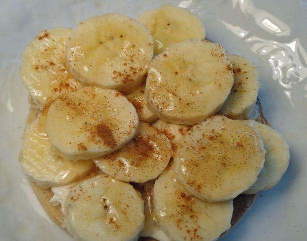 Ricotta and Banana on Toast (21 Day Wonder Diet: Day 10). Photo by Debbwl