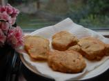 Pan Bread (Tiganopsoma). Photo by Krista Roes