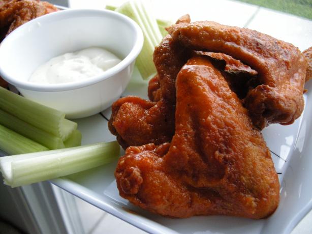 Hooters Buffalo Wings. Photo by Teddy's Mommy