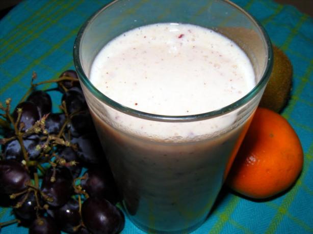 Use It or Lose It Smoothie. Photo by Sarah_Jayne