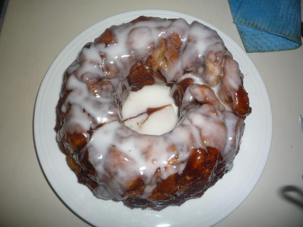 Cinnamon Roll Monkey Bread. Photo by sarayoussef