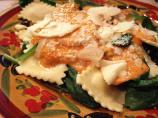 Spinach- Ravioli Salad With Olive Oil Tomato Vinaigrette