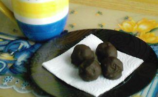 Chocolate Cookie Truffles. Photo by ghostlyvision