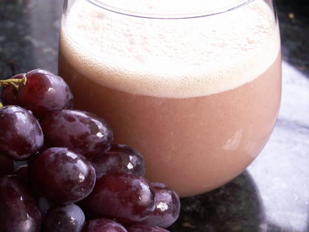 Pear and Grape Juice. Photo by JanuaryBride