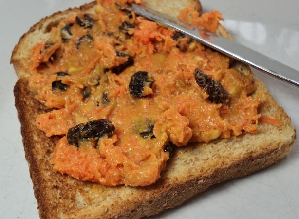 Peanutty Carrot Sandwich Spread. Photo by Nif