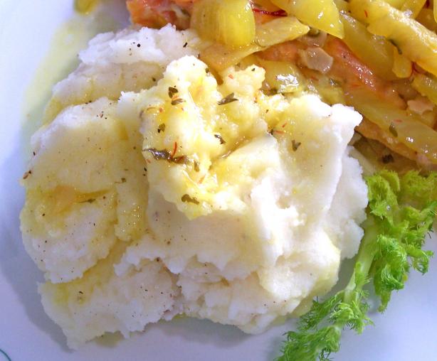 Roasted Garlic Mashed Potatoes Lower  Healthier Fat. Photo by Rita~