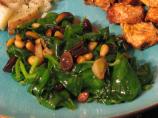 Spinach With Raisins and Pine Nuts (Espinacs a La Catalana)
