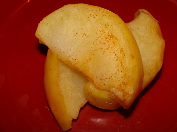 Microwave "baked" Apple for One. Photo by littlemafia